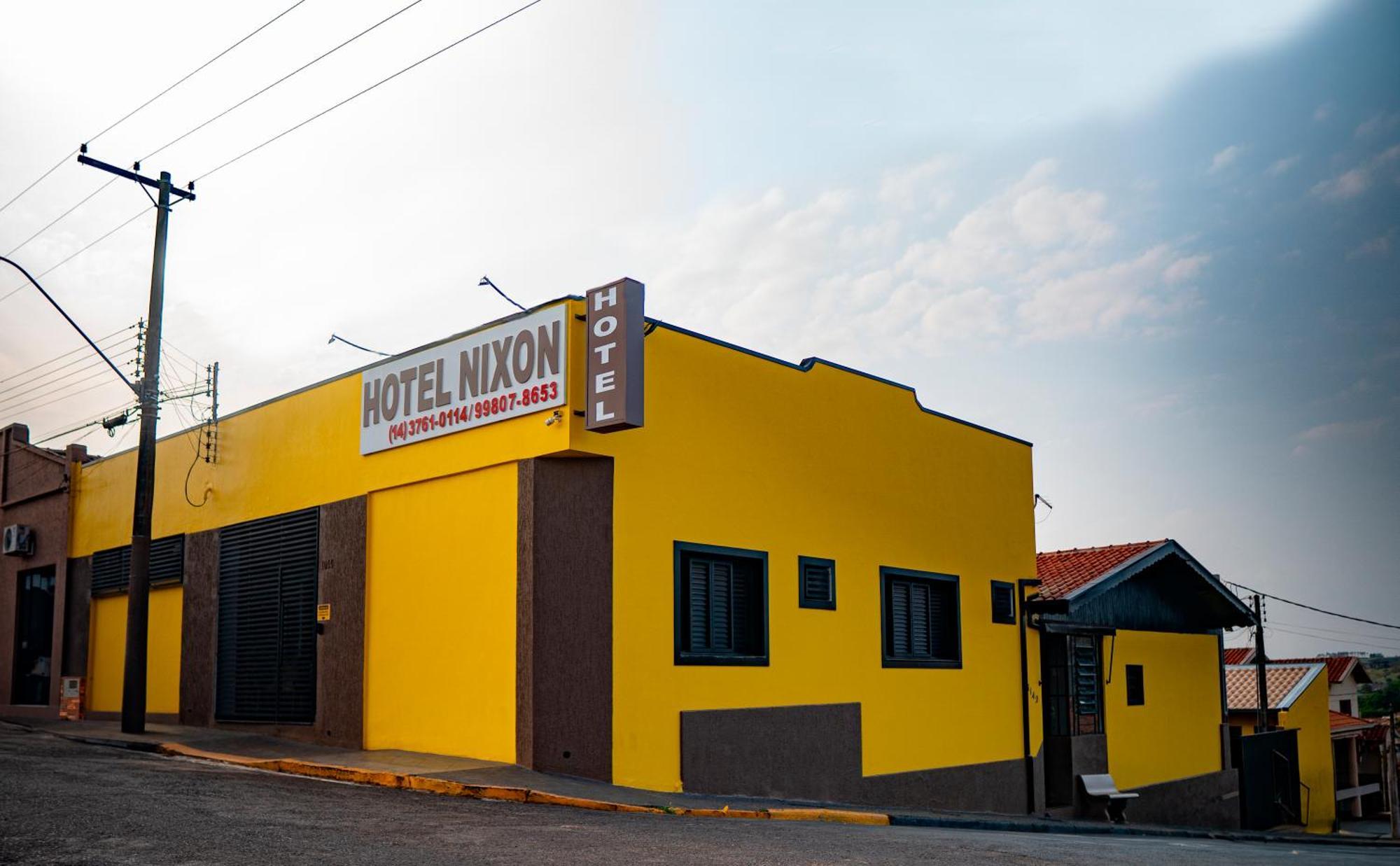 Hotel Nixon Proximo, Rodoviaria, Prefeitura E A Matriz Central Itaí Exteriör bild